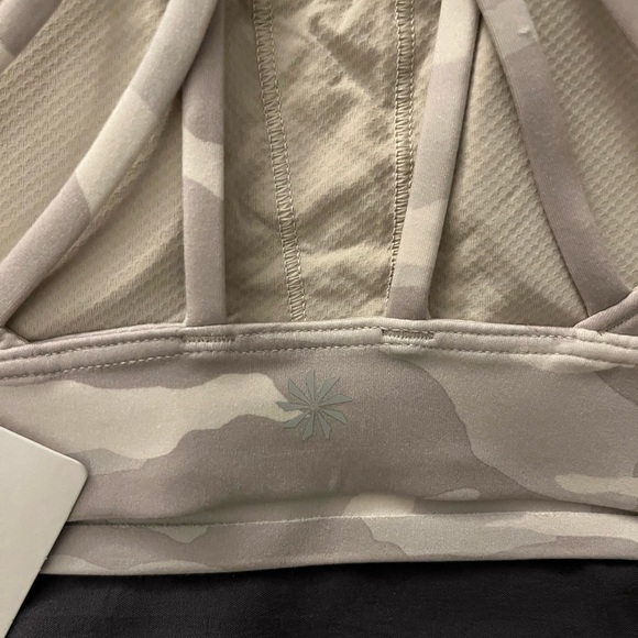 NWT Athleta Solace Printed Bra - Picture 5 of 6